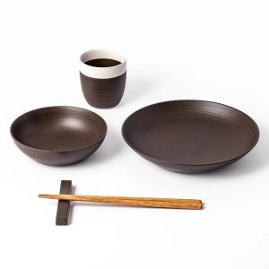 Cozy Japandi négyrészes étkészlet – barna