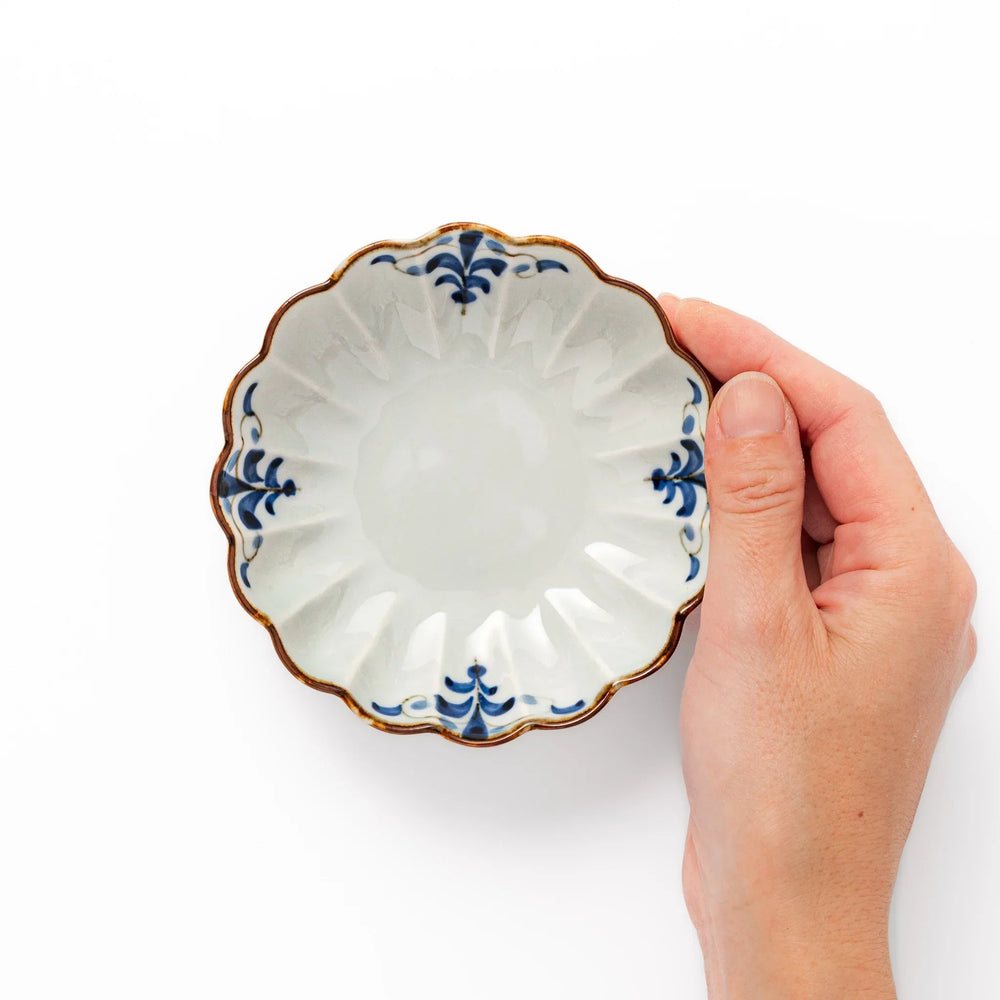 Floral Leaves Chrysanthemum Dessert Bowl - Image 2