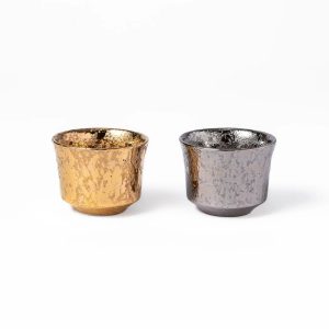 Arany és ezüst színű szakéspohár-készlet